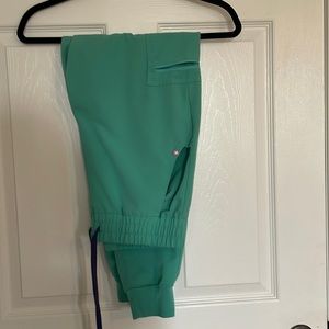 Figs Surgical Green, high waisted size small jogger bottoms